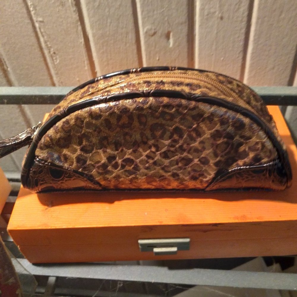 Leopard Makeup Bag | Size 7"x3"